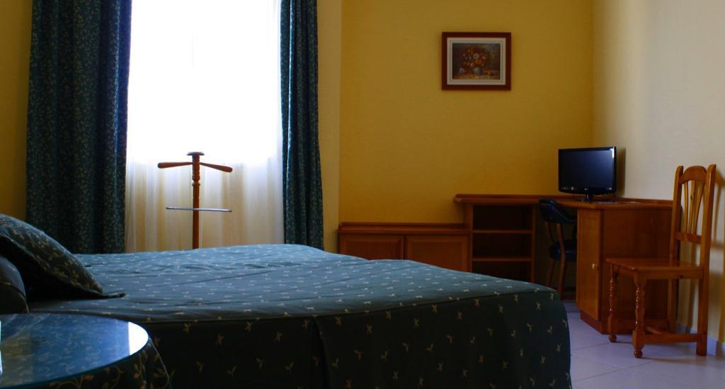Hotel Villa Ducal Osuna Zimmer foto